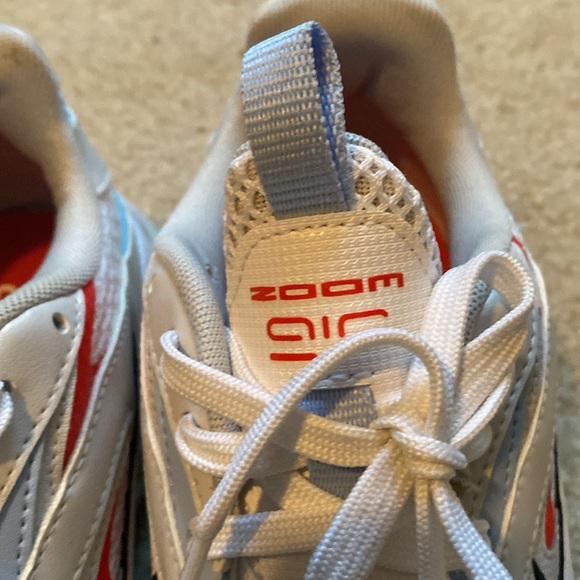 Nike Zoom Air Fire sneakers. White Royal Tint. Size 10 women’s. - Picture 6 of 7